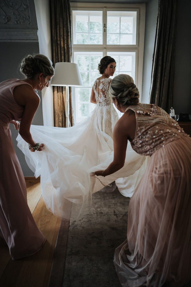 soulfulstories, daniela ebner, hochzeitsfotograf, hochzeitsfotograf kärnten, weddingphotographer, weddingphotography, leading weddingphotography, hochzeitsplanung, heirateninkärnten, hochzeitlocation österreich, hochzeitslocation kärnten, hochzeitslocation wörthersee, hochzeit in kärnten, destinationweddings, beste hochzeitsfotografen österreichs, hochzeitsreportagen, Verlobungsfotos, heiratsantrag ideen,